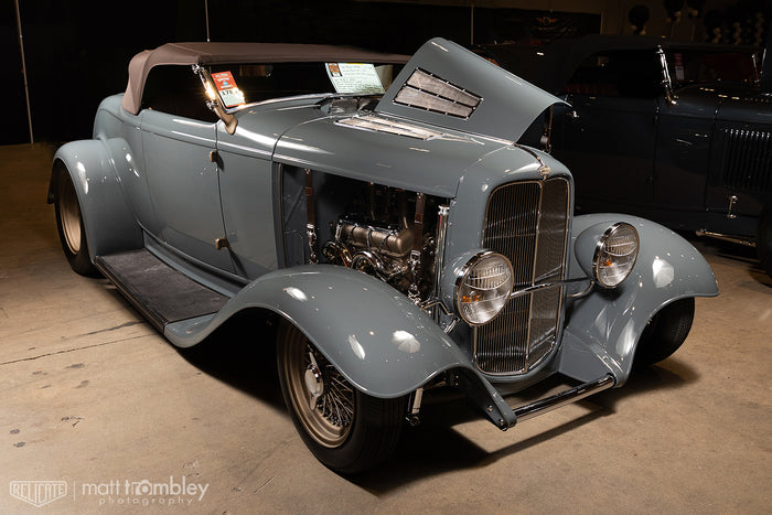 1932 Ford streamline custom designs with relicate leather interior